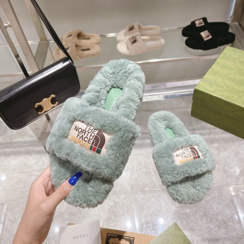 G*u*i slippers